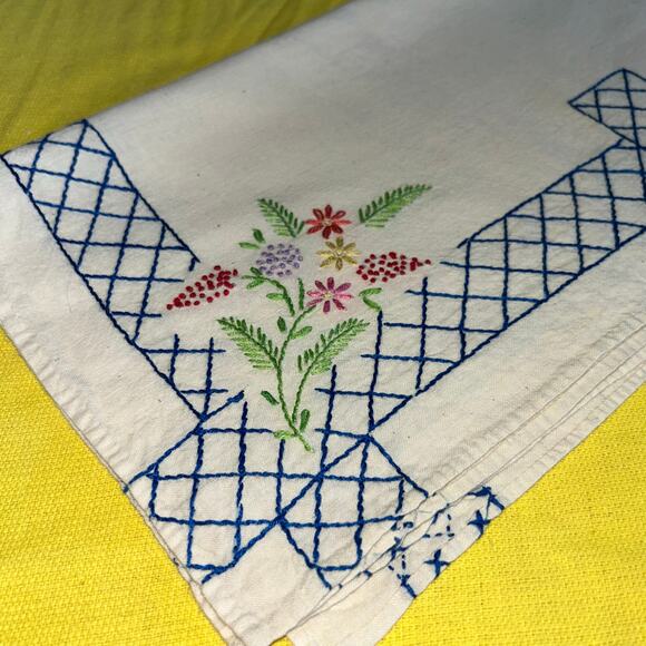Vintage Cross-Shaped Embroidered Table Linen, Runner, Scarf, Or Dresser Topper - Picture 12 of 12
